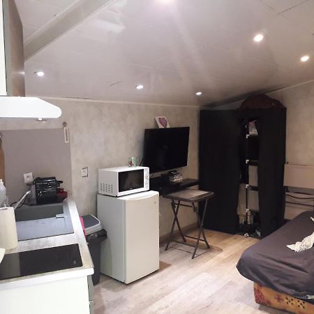 Touet-de-l'Escarene Chalet Type Studio De Charme Avec Jacuzziゲストハウス エクステリア 写真