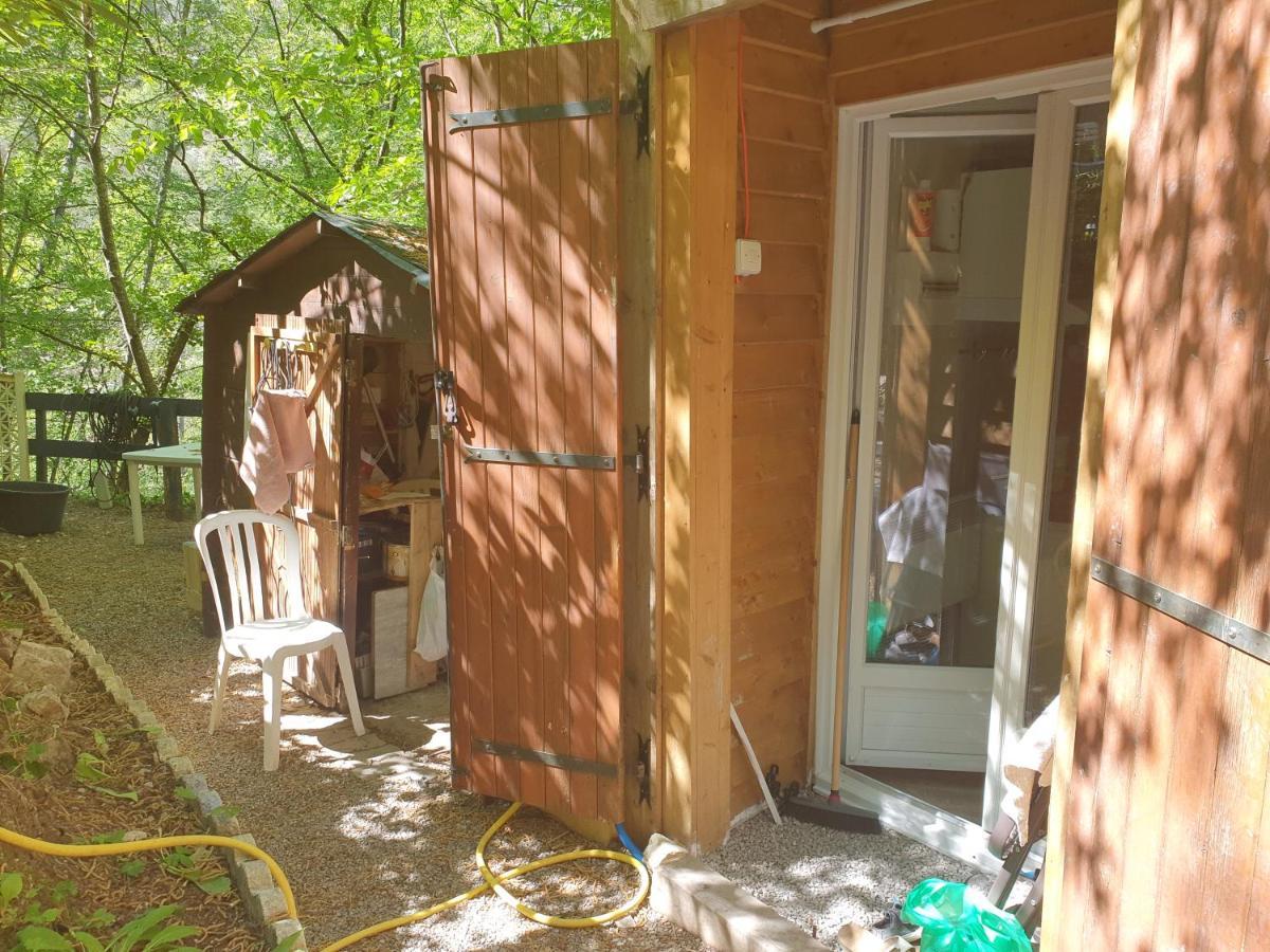 Touet-de-l'Escarene Chalet Type Studio De Charme Avec Jacuzziゲストハウス エクステリア 写真